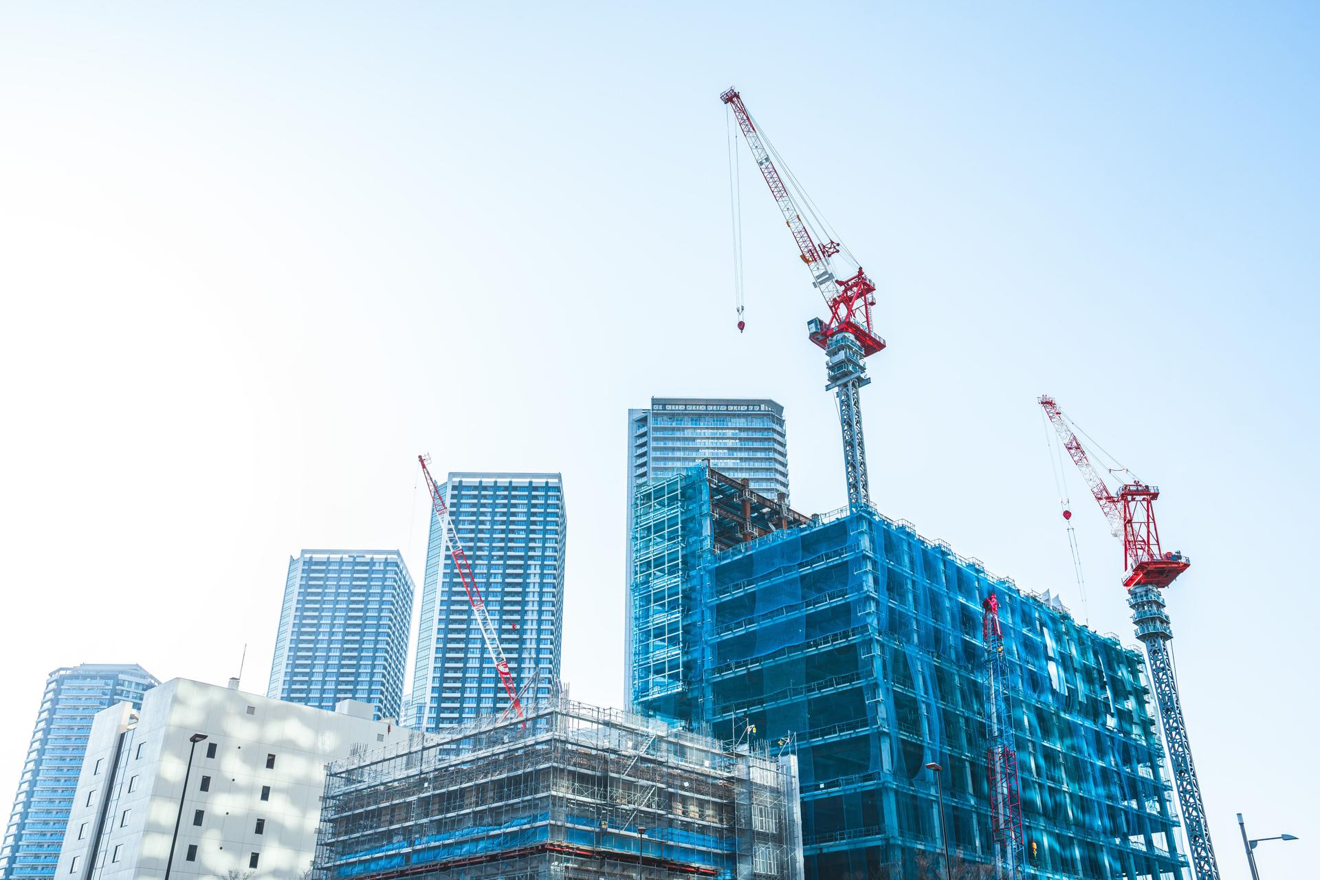 Construction with cranes in Tokyo